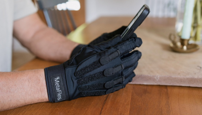 Power Talk Interview: Taya Phillips on Metaflex Gloves